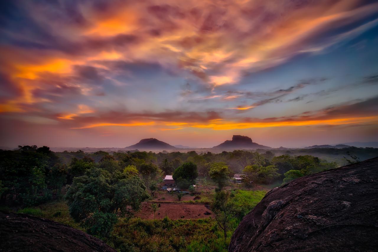 Choona Lodge 'View Of Sigiriya & Pidurangala With Sunrise' Екстер'єр фото